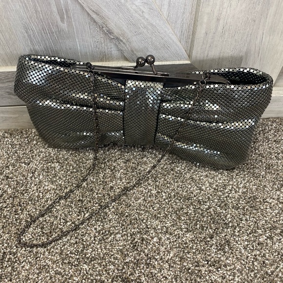 Lulu Townsend Gray Silver Metallic Chainmail Cocktail Evening Bag Clutch - Picture 6 of 10